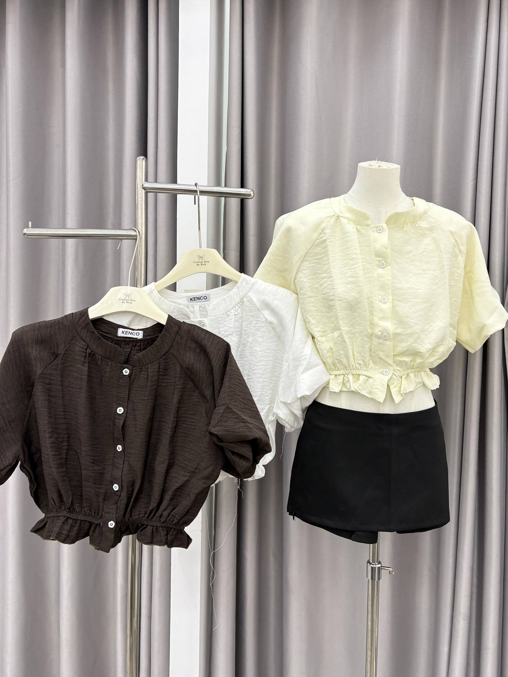 Crinkled button-front elastic-hem crop blouse