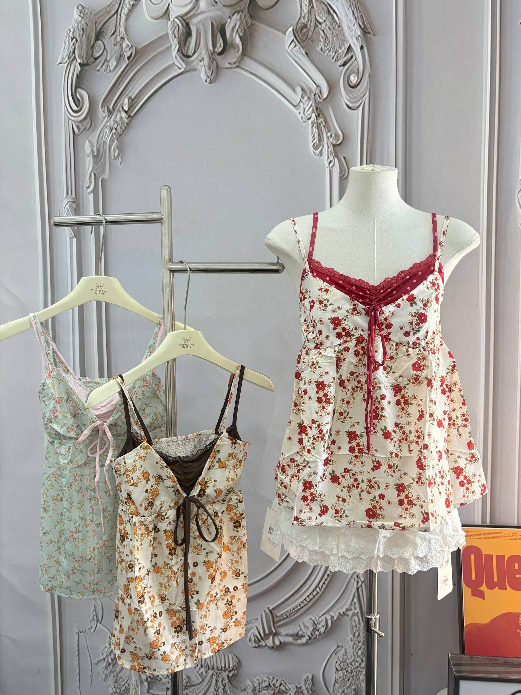 Floral Lace-Triimmed Tie-Front Cami Top