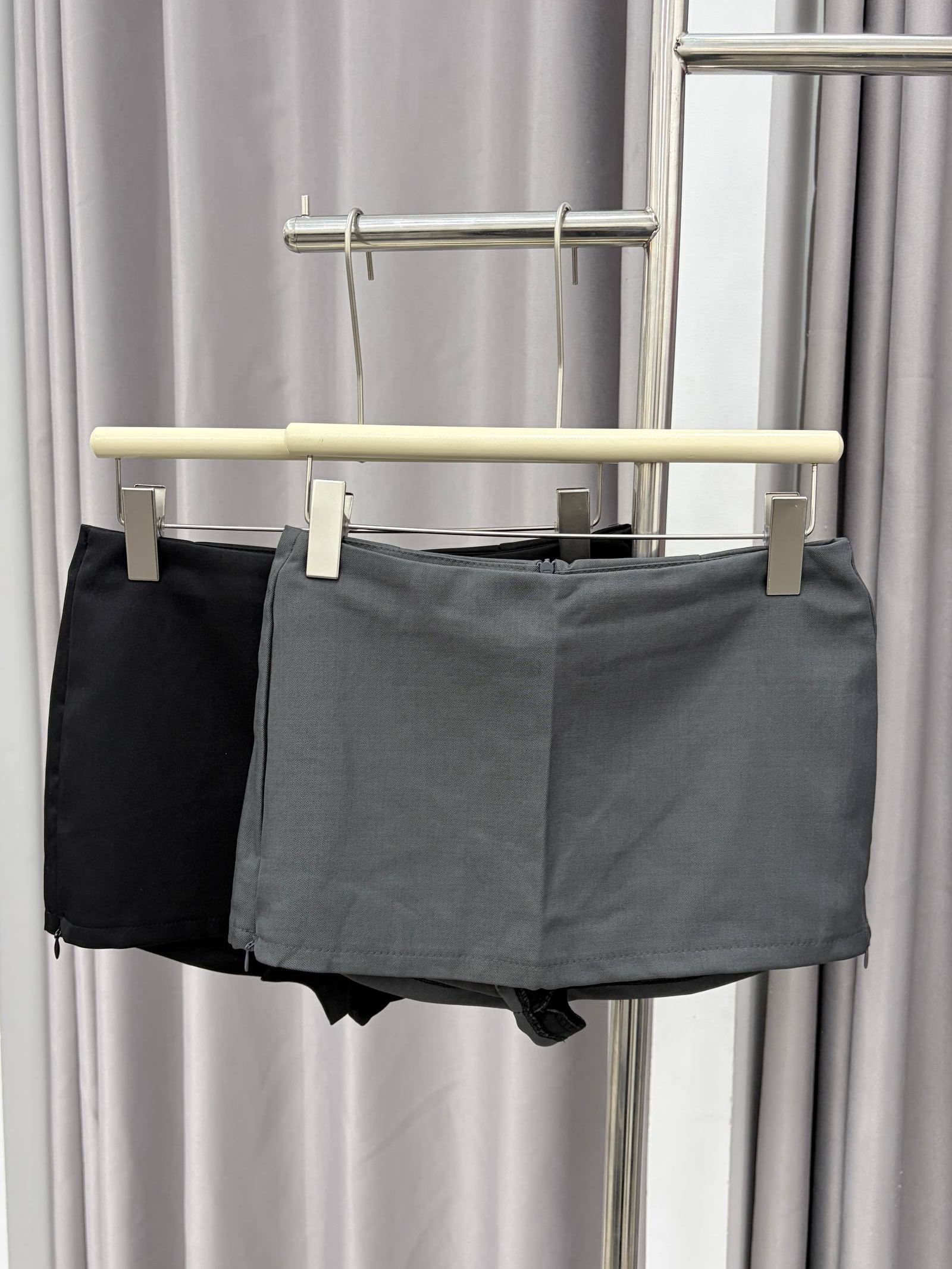 minimalist low-rise tailored micro skirt