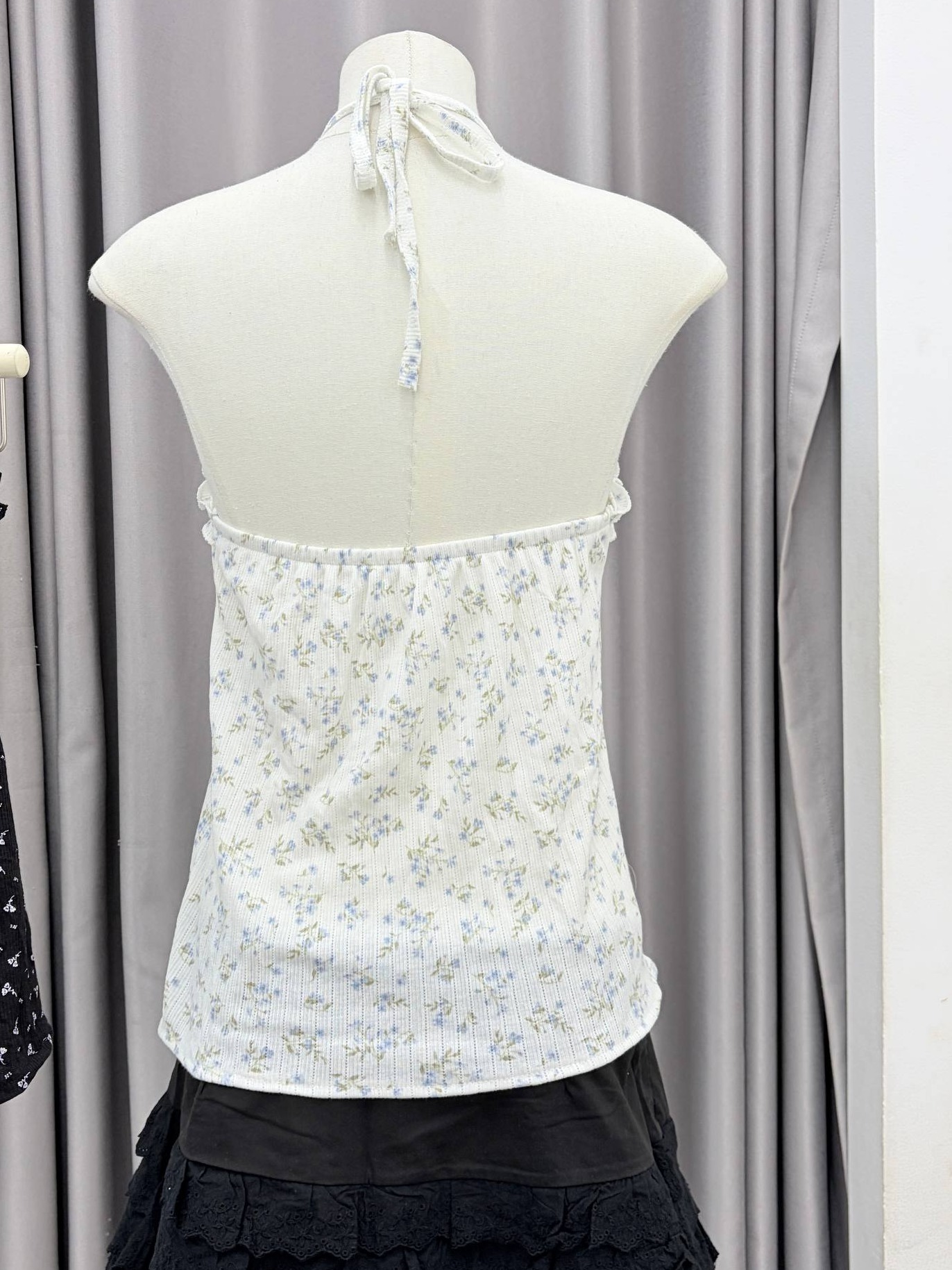 Floral halter cami top