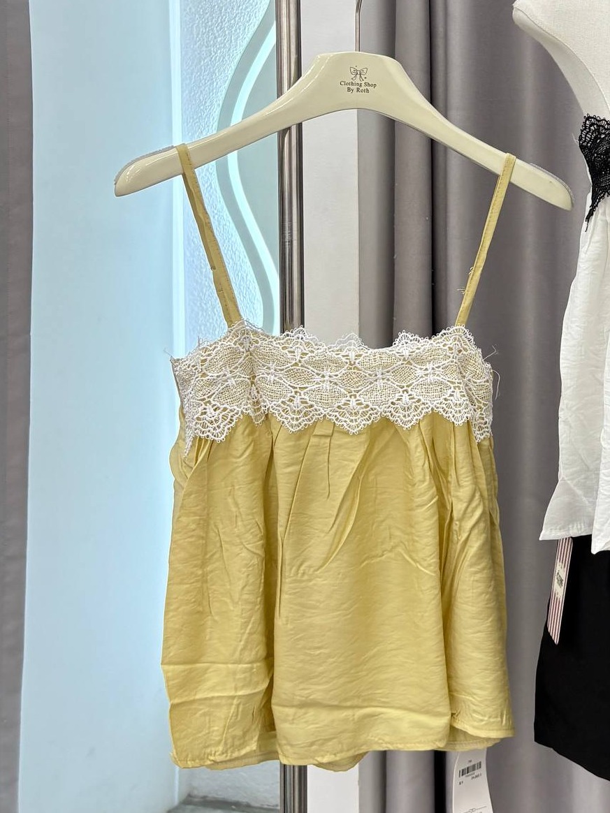 Contrast lace-bust camisole