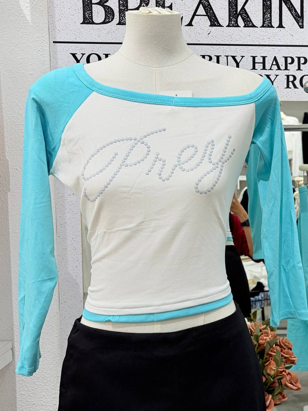 Off-the-shoulder rhinestone raglan tee