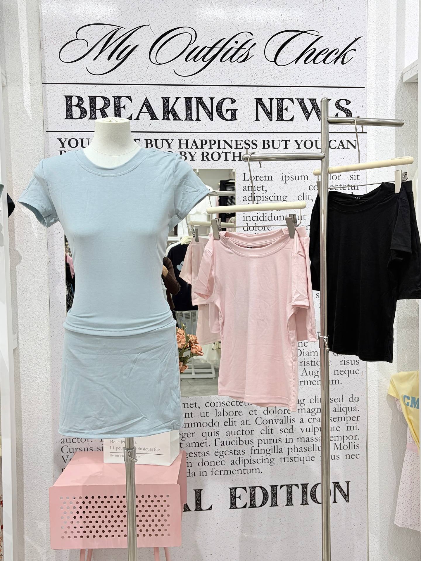 Short-sleeve crewneck tee Matching mini skirt