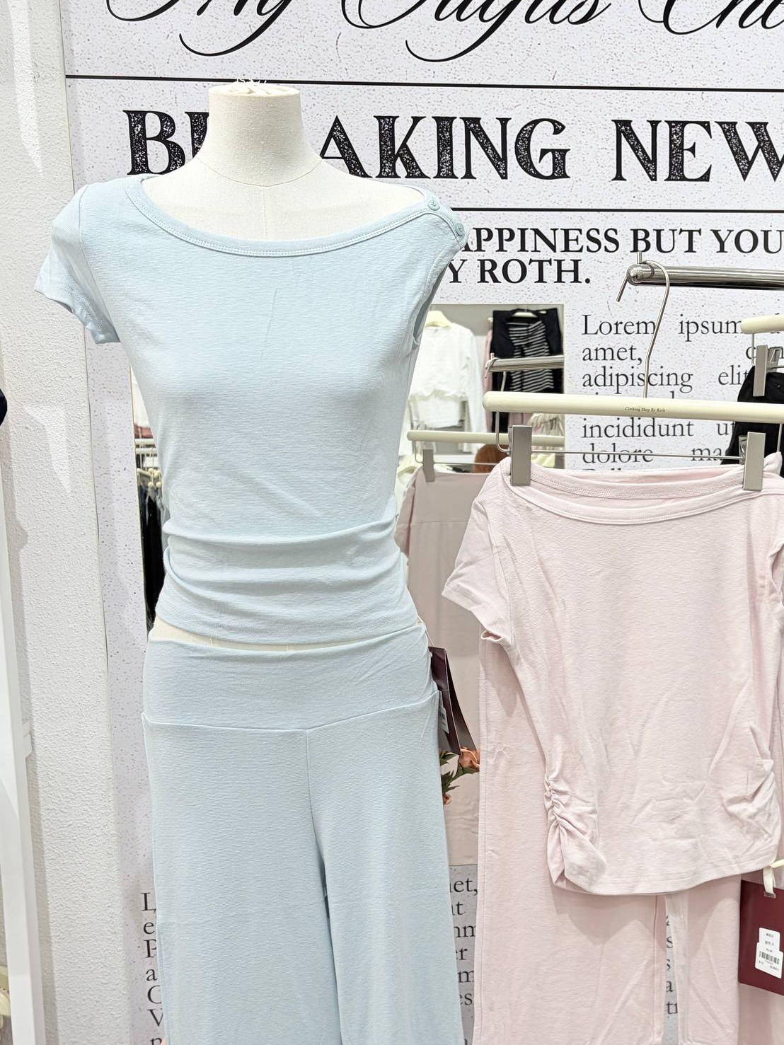 Wide boatneck short-sleeve top with Wide-leg pant