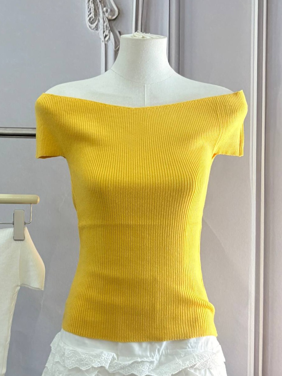 Off-Shoulder Knit Top