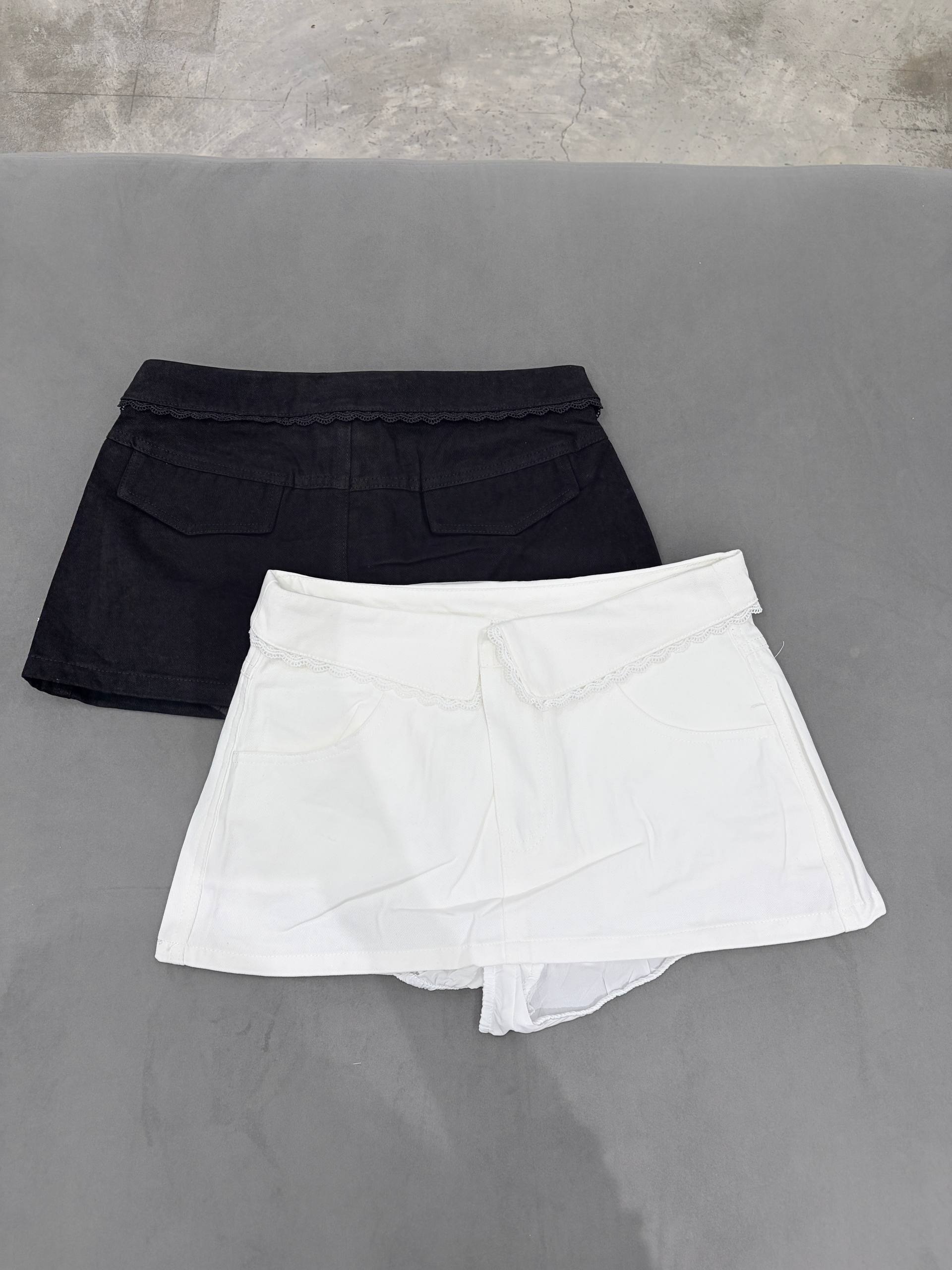 Lace-trim fold-over waist skort